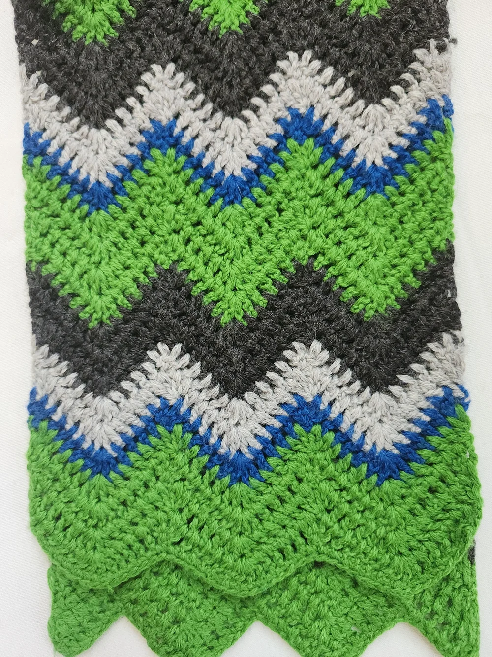 RL Polo Vintage Long Green Chevron Crochet Scarf With Blue Black & Gray 7.5x74